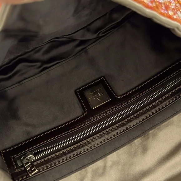 Vintage FENDI beaded baguette - Picture 2 of 6